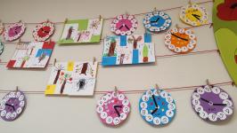 Prace plastyczne:"Jak płynie czas"